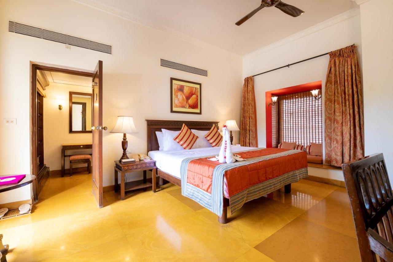 Fort Jadhavgadh -A Gadh Heritage Hotel Sasvad Exterior foto